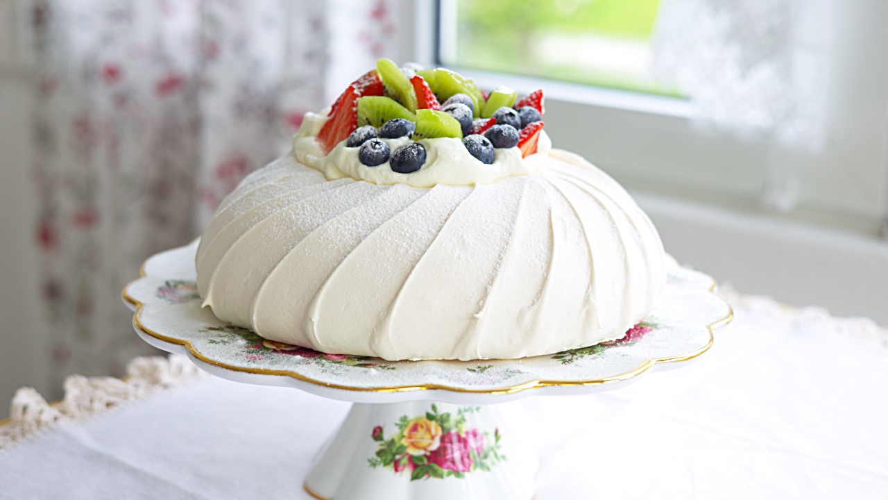 Pavlova torta – 4 trika za savršenu Pavlovu 